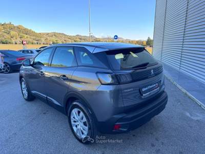 Peugeot 5008 130cv EAT8 ALLURE IVA ESPOSTA LEGGE 104 Grigio usata Sant'Angelo in vado