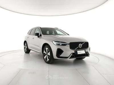 Volvo XC60 T6 Plug-in hybrid AWD automatico Plus Dark Argento usata Modena