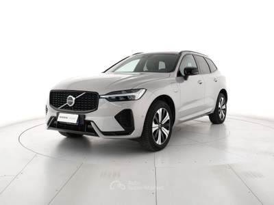 Volvo XC60 T6 Plug-in hybrid AWD automatico Plus Dark Argento usata Modena