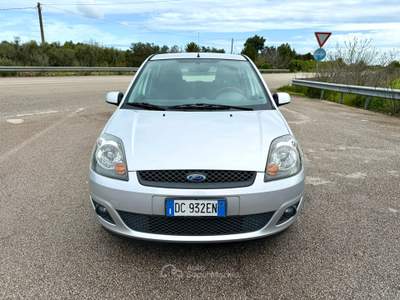 Ford Fiesta Ford Fiesta 1.4 tdci 68 cv Argento usata San Vito dei Normanni