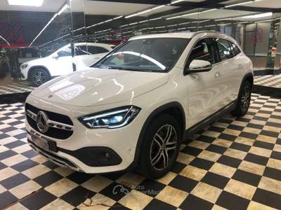 Mercedes-Benz GLA Automatic Sport Plus Bianco usata Firenze