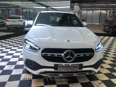 Mercedes-Benz GLA Automatic Sport Plus Bianco usata Firenze