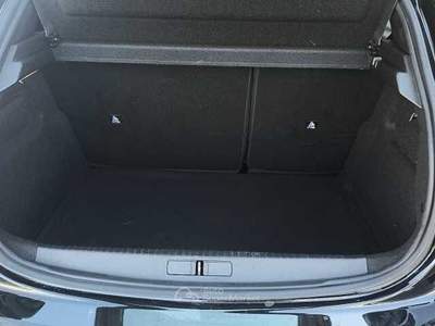 Peugeot 208 PureTech 75 Stop&Start 5 porte Style Nero usata Foligno
