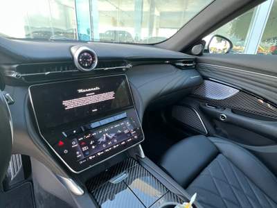 Maserati GranTurismo awd auto possibilità noleggio no scoring Bianco usata Gela