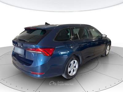 Skoda Octavia Octavia wagon 2.0 tdi evo executive 150cv dsg Blu/Azzurro usata Parma