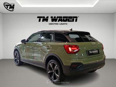 Audi Q2  -  35 tdi s tronic business Verde usata Firenze
