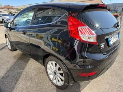 Ford Fiesta 1.0 EcoBoost 100CV 3 porte Titanium Nero usata Strambino