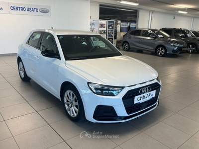 Audi A1 1.000 BENZINA 115 CV ADMIRED 30 S-TRONIC Bianco usata Alba