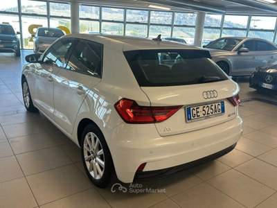 Audi A1 1.000 BENZINA 115 CV ADMIRED 30 S-TRONIC Bianco usata Alba