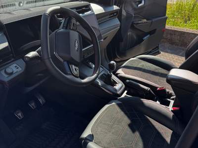 Ford Puma Tenuta sempre in box, no fumatori, unico proprietario usata Pray