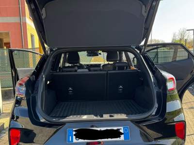 Ford Puma Tenuta sempre in box, no fumatori, unico proprietario usata Pray