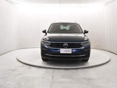 Volkswagen Tiguan 2.0 TDI SCR Life Blu/Azzurro usata Coccaglio