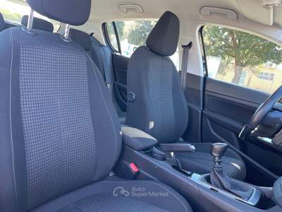 Peugeot 308 Peugeot 308 1.5 Blue HDI 100 Active #10305 Nero usata Cagliari