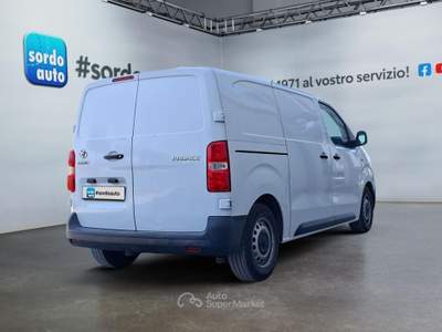 Toyota Proace 1.5D 120CV Van Passo Medio Bianco usata Castagnaro