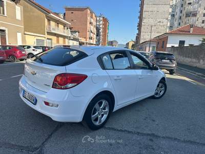 Chevrolet Cruze Chevrolet Cruze 1.6 4 benzina euro 5 pochi km possibilità di gpl Bianco usata Rivoli