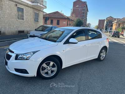 Chevrolet Cruze Chevrolet Cruze 1.6 4 benzina euro 5 pochi km possibilità di gpl Bianco usata Rivoli