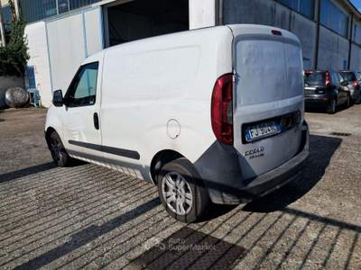 Fiat Doblò LEGGERE BENE DESCRIZIONE! Doblo 1.3 mjt Active 95cv Bianco usata Crema