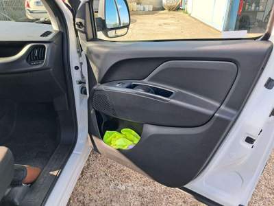 Fiat Doblò LEGGERE BENE DESCRIZIONE! Doblo 1.3 mjt Active 95cv Bianco usata Crema