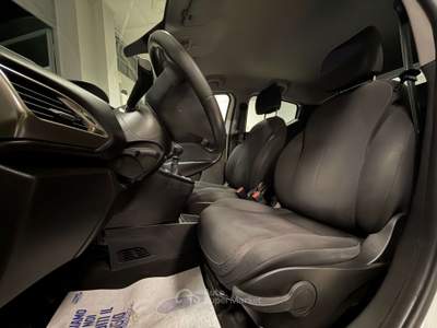 Lancia Ypsilon Ypsilon III  1.2 Silver ecochic Gpl 69cv Bianco usata Crema