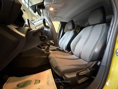 Peugeot 208 208 II 1.2 puretech Style s Verde usata Crema