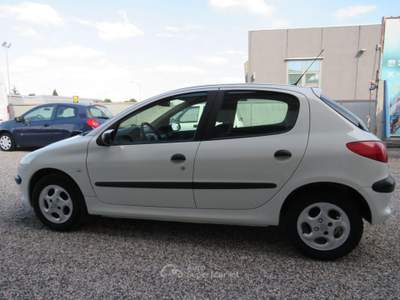 Peugeot 206 2.0 HDi 5p. XT Bianco usata Badia Pol. Via Ca'Mignola Nuo.1230
