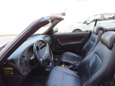 Saab 900