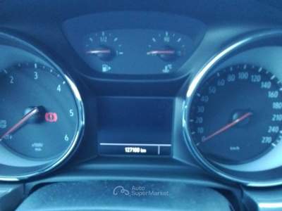 Opel Astra 1.5 CDTI Ultimate 122cv S&S MT6 FINO A 3 ANNI DI GARANZIA E 3 ANNI DI MANUTENZIONE ORDINARIA Bianco usata Salerno