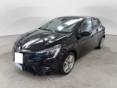 Renault Clio 1.6 Hybrid E-TECH 103KW BUSINESS FINO A 3 ANNI DI GARANZIA KM ILLIMITATI Nero usata Salerno