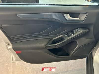 Ford Focus 1.0 EcoBoost Hybrid 125 CV 5p. Active Grigio usata Occhiobello