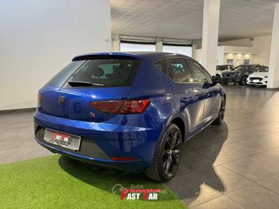 Seat Leon Leon 1.5 TGI DSG 5p. Black Edition Blu/Azzurro usata Cesena