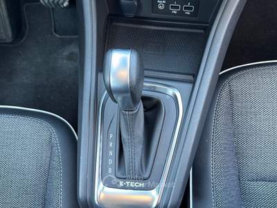 Renault Captur 1.6 E-Tech hybrid Techno Fast Track 145cv auto Blu/Azzurro usata Albignasego