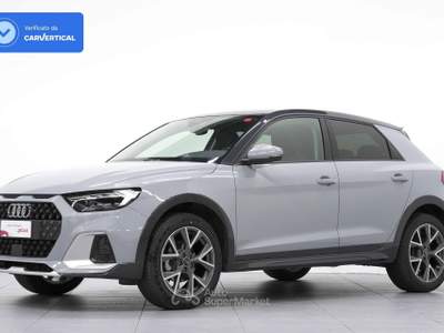 Audi A1 A1 Allstreet 1.0 TFSI Admired Grigio usata Cantù
