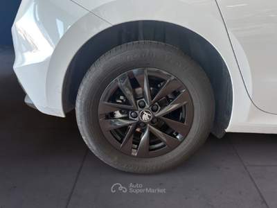 Skoda Fabia IV 2022 1.0 mpi Young Edition 80cv Bianco usata Torino