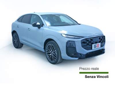 Audi Q3 TFSI 110 Kw S tronic S Line Edition Grigio usata Feltre