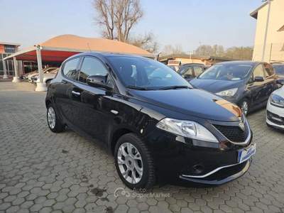 Lancia Ypsilon Ypsilon III  1.2 Opening edition 69cv NEOPATENTATI OK Nero usata Milano