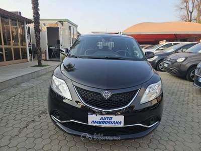 Lancia Ypsilon Ypsilon III  1.2 Opening edition 69cv NEOPATENTATI OK Nero usata Milano