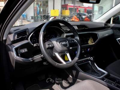 Audi Q3 E S TRONIC S LINE FARI A LED - INDICATORI DINAMICI Nero usata Villongo