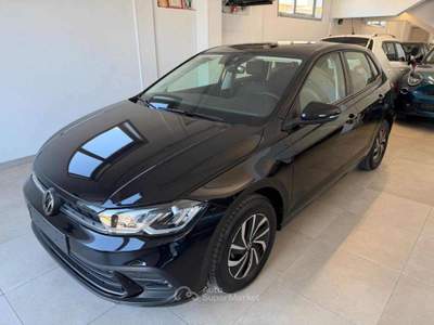 Volkswagen Polo 1.0 TSI DSG Life Nero usata Spoltore