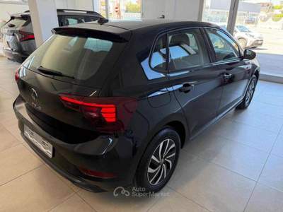 Volkswagen Polo 1.0 TSI DSG Life Nero usata Spoltore