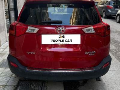 Toyota RAV4 RAV 4 RAV4 2.0 D-4D 4WD Lounge Rosso usata Bari