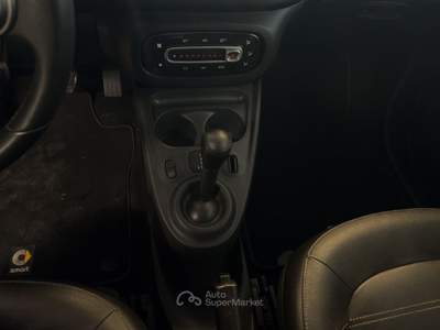 Smart ForTwo fortwo 70 1.0 twinamic Passion Nero usata Pompei