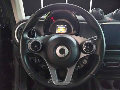 Smart ForTwo fortwo 70 1.0 twinamic Passion Nero usata Pompei