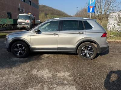 Volkswagen Tiguan 2.0 tdi Executive 4motion 150cv Grigio usata Pianoro