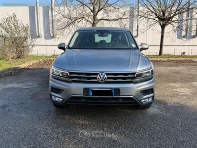 Volkswagen Tiguan 2.0 tdi Executive 4motion 150cv Grigio usata Pianoro