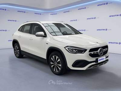 Mercedes-Benz GLA Gla 250 E Hybrid Eq Business Extra Bianco usata Cassola