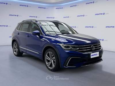 Volkswagen Tiguan Tiguan 2.0 Tdi 150 Cv Scr Dsg R-Line Blu/Azzurro usata Cassola