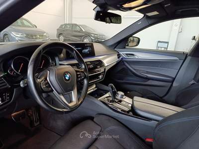 BMW Serie 5 530d Futura d Touring Msport auto usata Verona