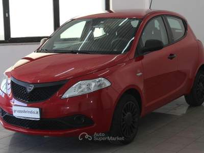 Lancia Ypsilon 1.2 69 CV 5p. GPL Ecochic Ele.Bl Rosso usata Potenza