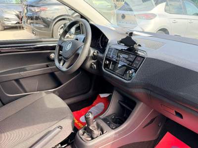Volkswagen up! 1.0 5p. move up! Nero usata Sant'Anastasia