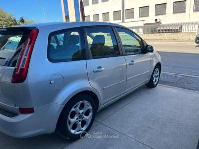 Ford C-Max 1.6 TDCi/115CV Titanium DPF Giallo usata Città Sant'Angelo